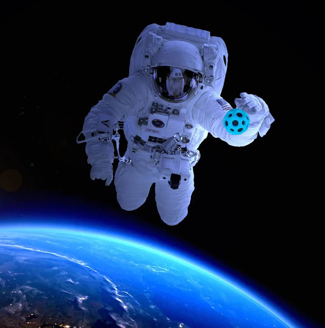 Flying spinner toy